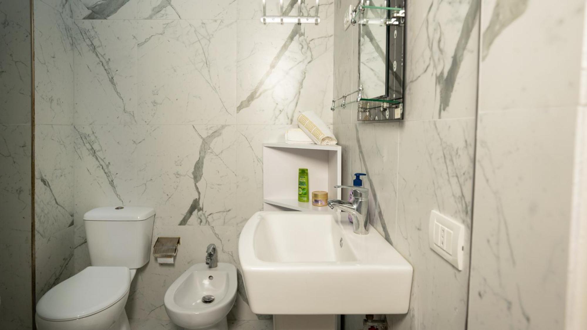 Ami Apartmán Golem (Tirana)